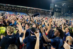 米乐M6-包含勒沃库森客场遭遇拜仁慕尼黑，实力悬殊的词条