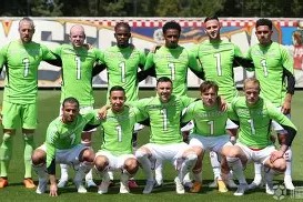 米乐-包含阿贾克斯意欲反弹，欧冠决赛前夕苦练技术的词条