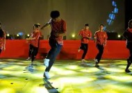 米乐-激情四射！体育界最令人瞩目的比赛引发热烈讨论(激昂体育)