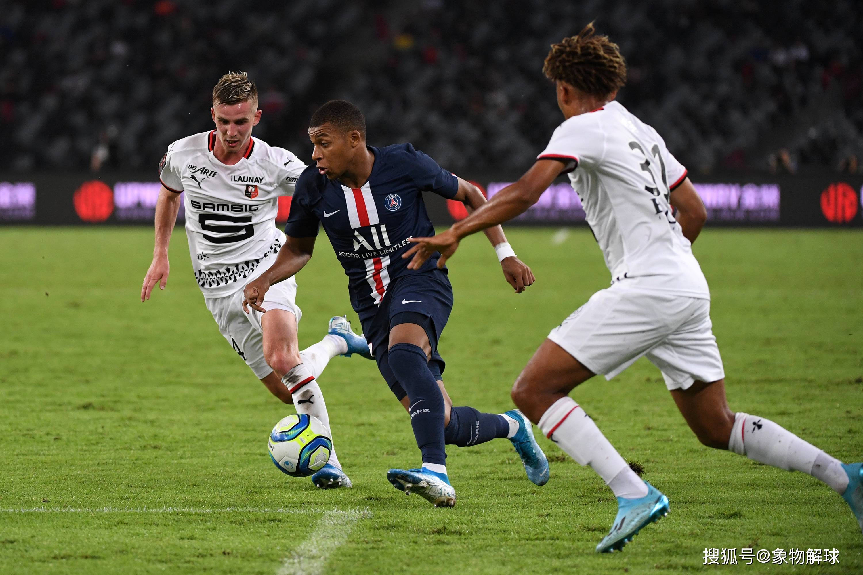 巴黎圣日耳曼击败布拉格斯拉维亚,法甲劲旅实现连胜的简单介绍 巴黎圣日耳曼击败布拉格斯拉维亚,法甲劲旅实现连胜的简单介绍