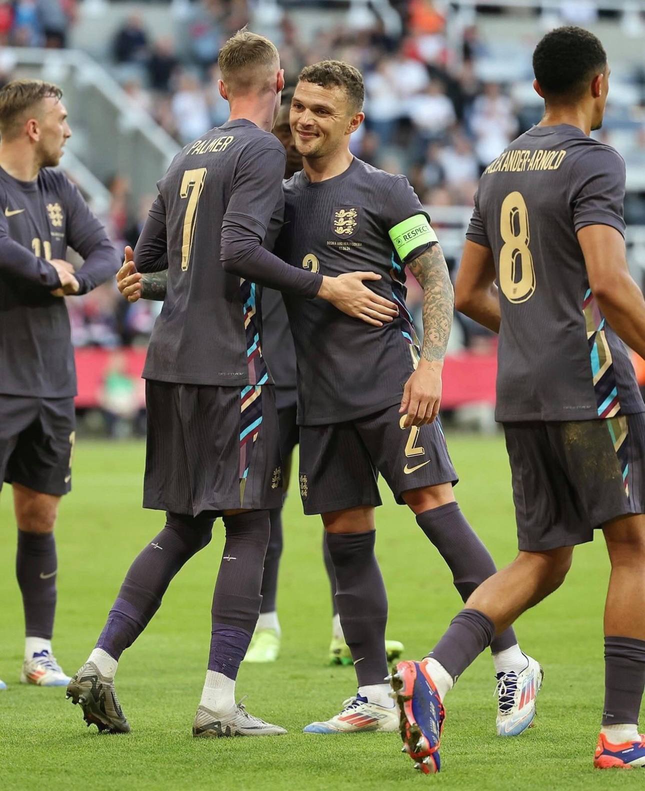 精彩绝伦!欧洲国家队犹如德比亚人一样